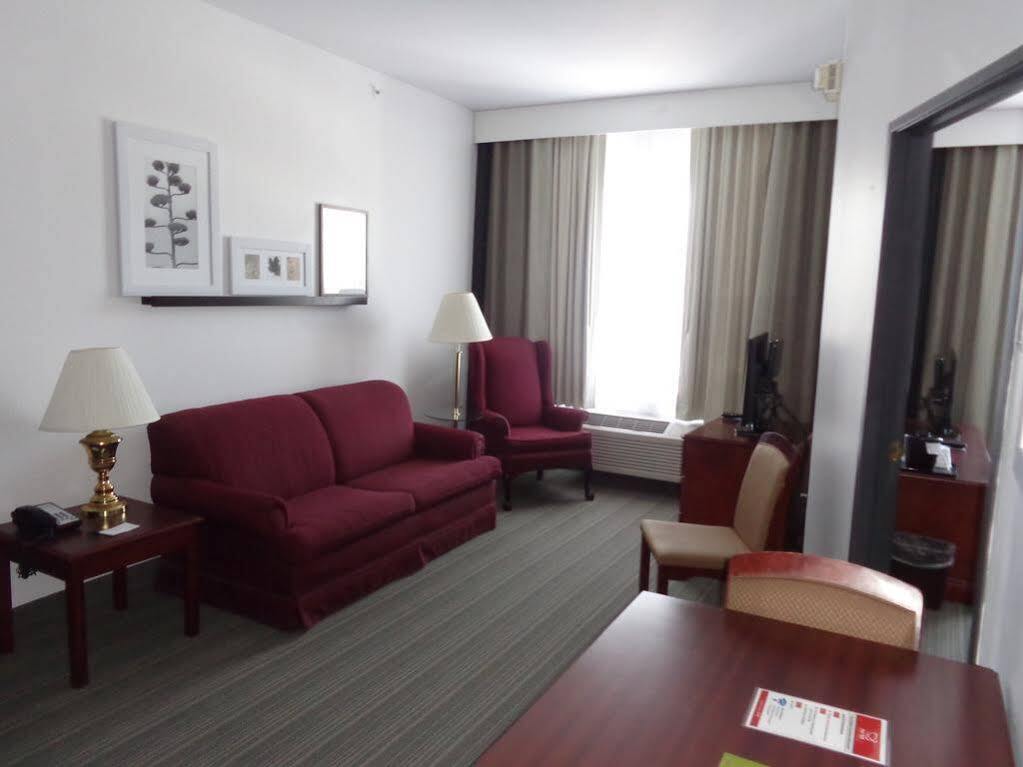 Country & By Radisson, Wausau, Wi Hotel Schofield